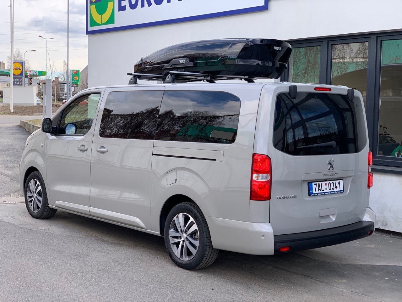 Peugeot traveller deals roof rails